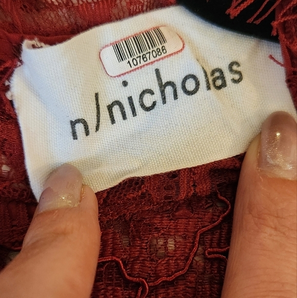 NICHOLAS Jasper Frill Top - Picture 13 of 15